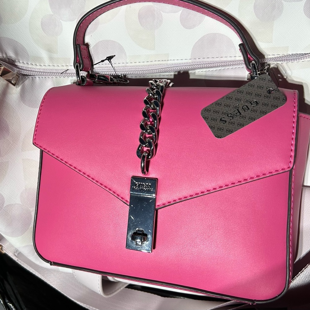 Crossbody, or can be use hand carry purse